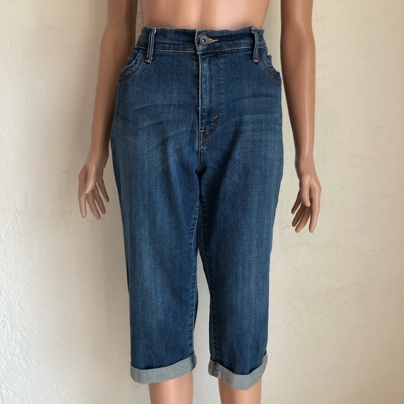 Levi’s Blue Capri Denim Jeans Pants Women’s Size 14 Foldable Bottoms Slim-Fit - Picture 1 of 16